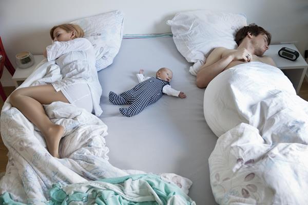 Картинка к "Как отучить ребенка спать в родительской кровати"
