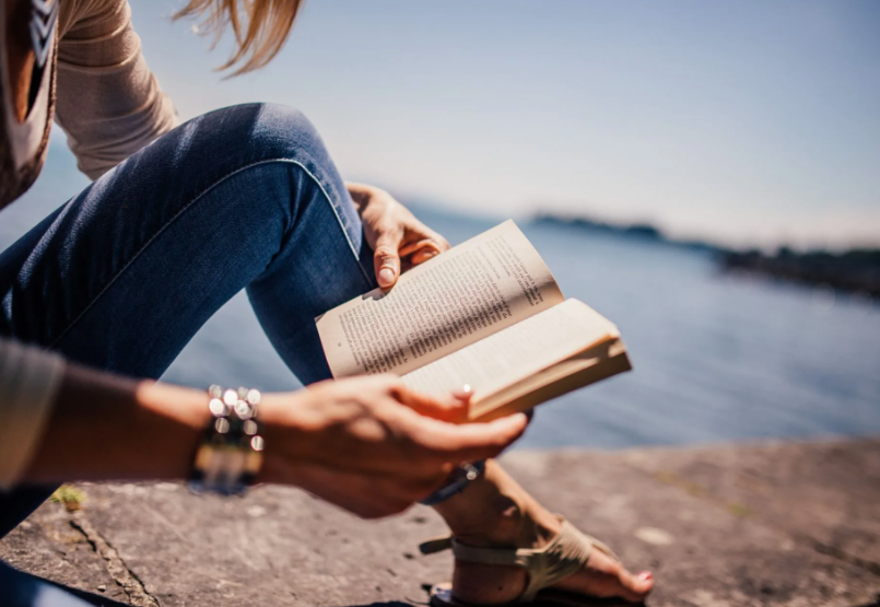 Картинка к "Как правильно вам читать выбранные вами книги?"